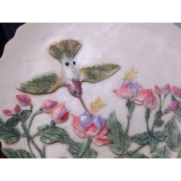 Hummingbird Plates 2 decorative Collector VTG 1997 Popular Imports 3D EUC - Picture 6 of 14